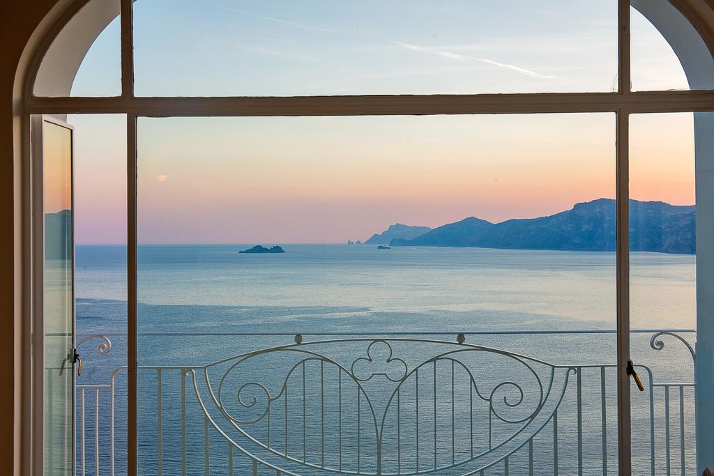 Tramonto D'Oro Hotel Праяно Екстериор снимка